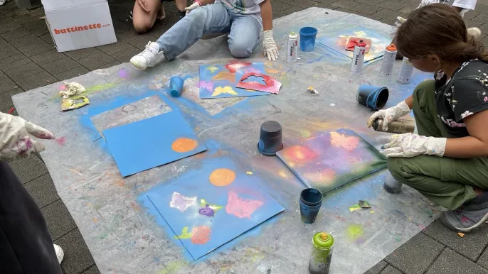 Graffiti- Workshop, 21.06.24 (Foto: Claudia Albiez) Graffiti- Workshop, 21.06.24 (Foto: Claudia Albiez)
