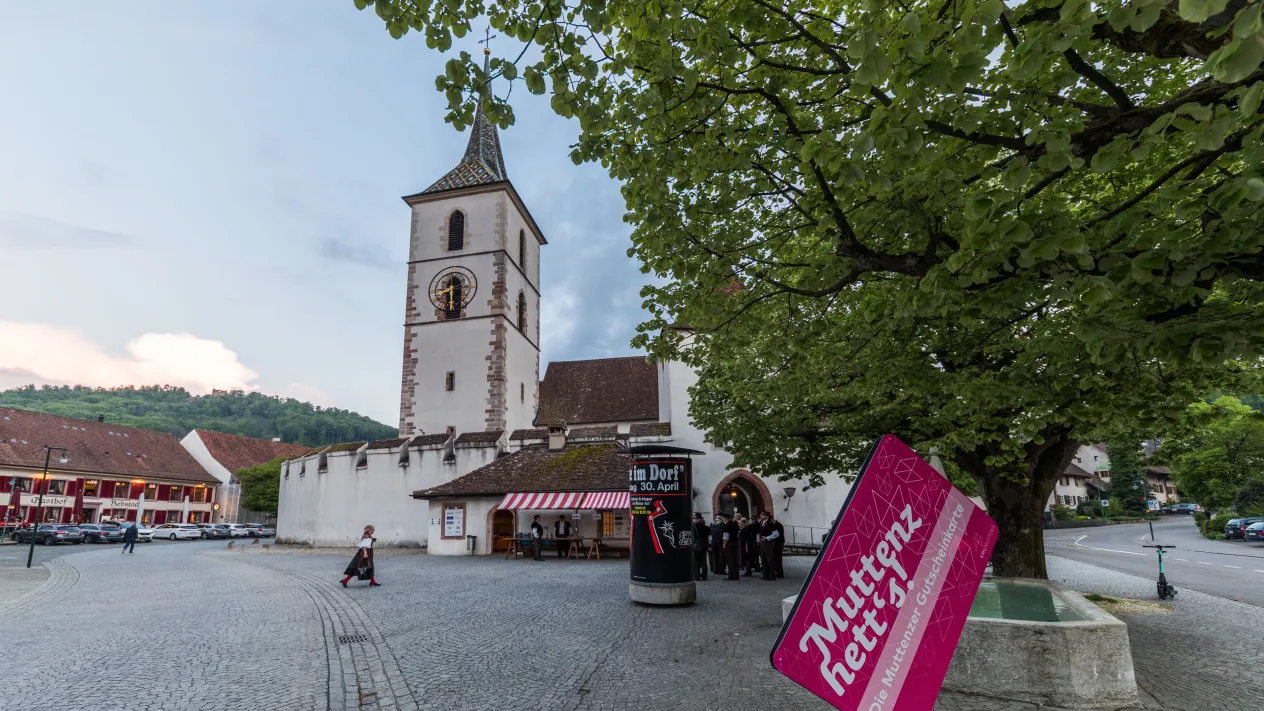 Expertisensingen in der Kirche &mdash; Expertisensingen in der Dorfkirche der Jodlerklubs aus der Nordwestschweiz (Foto: Peter Wehrli)